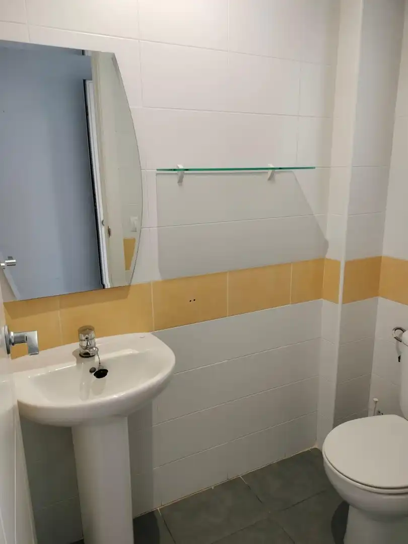 Bany de Apartament en venda en Alcalà de Xivert amb Aire condicionat, Jardí privat i Terrassa