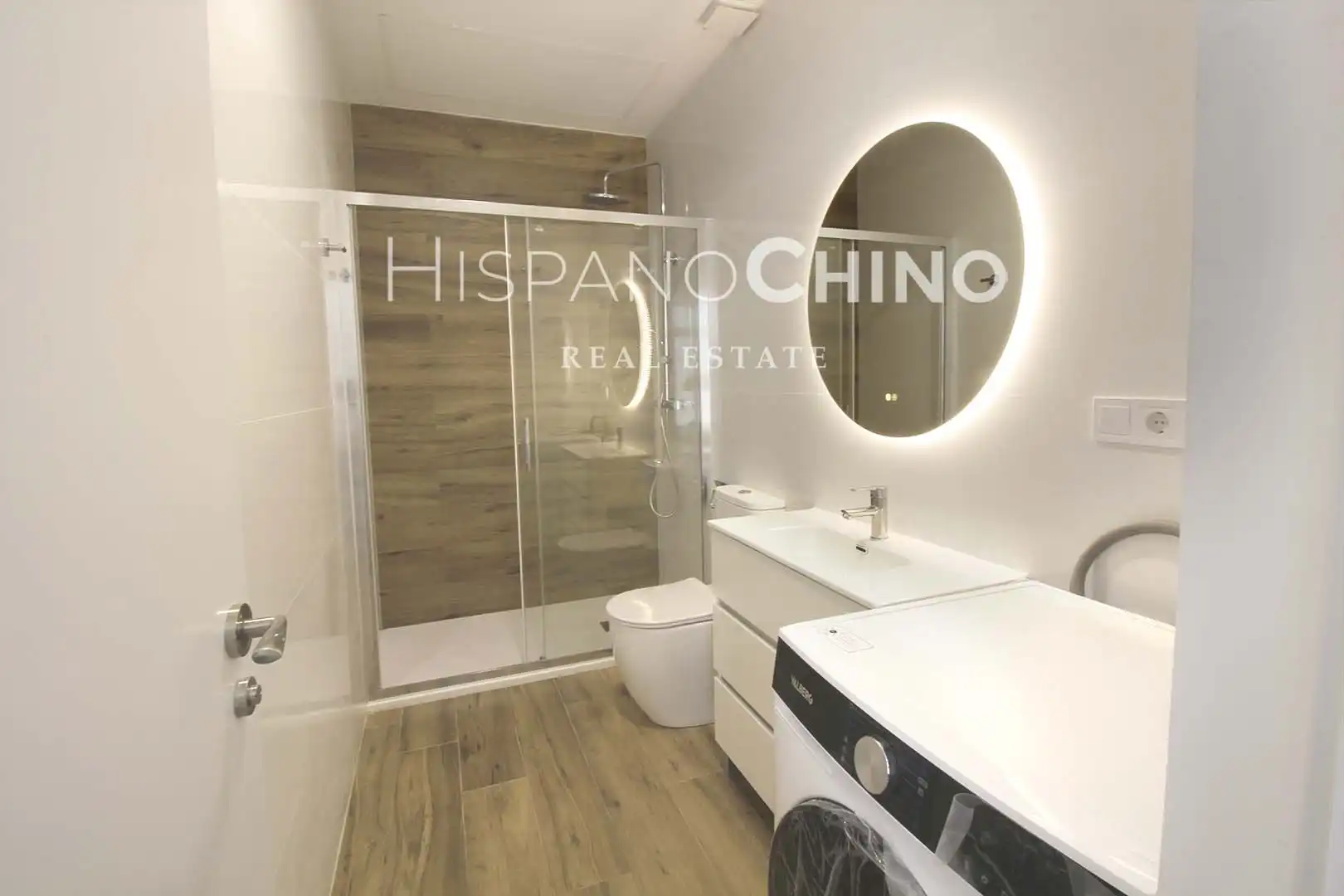Badezimmer von Wohnungen zur Miete in Moncada mit Klimaanlage, Heizung und Möbliert
