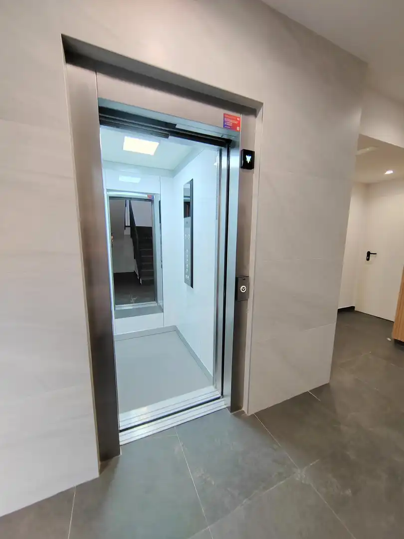 Flat for sale in Barcelona  with Air Conditioner, Heating and Private garden
