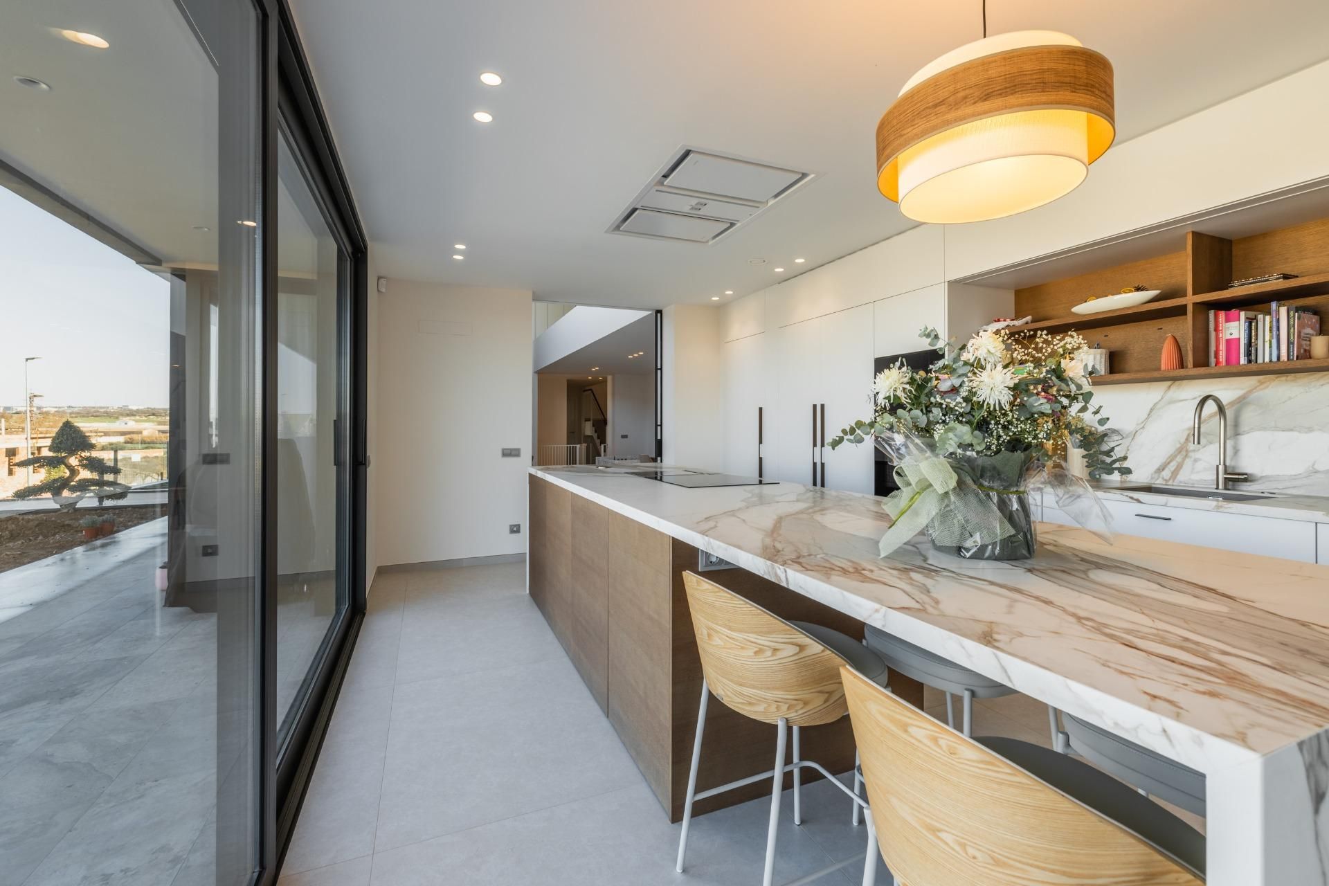 Cuina de Casa o xalet en venda en Girona Capital amb Jardí privat i Terrassa