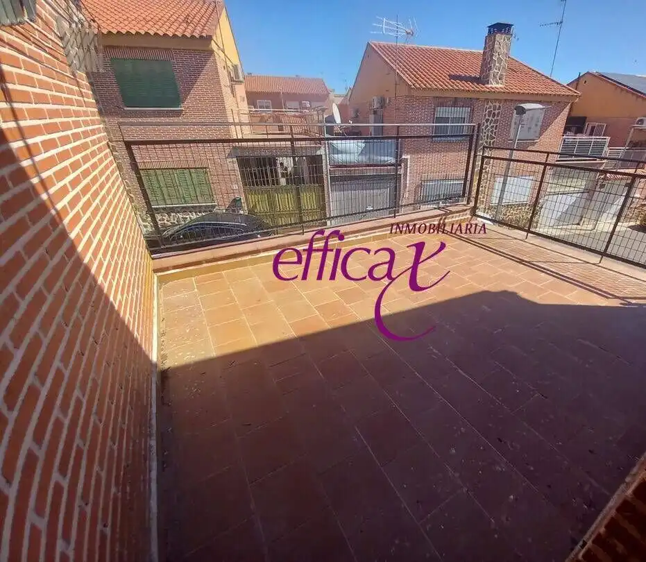 Terrassa de Casa adosada en venda en Santa Olalla
