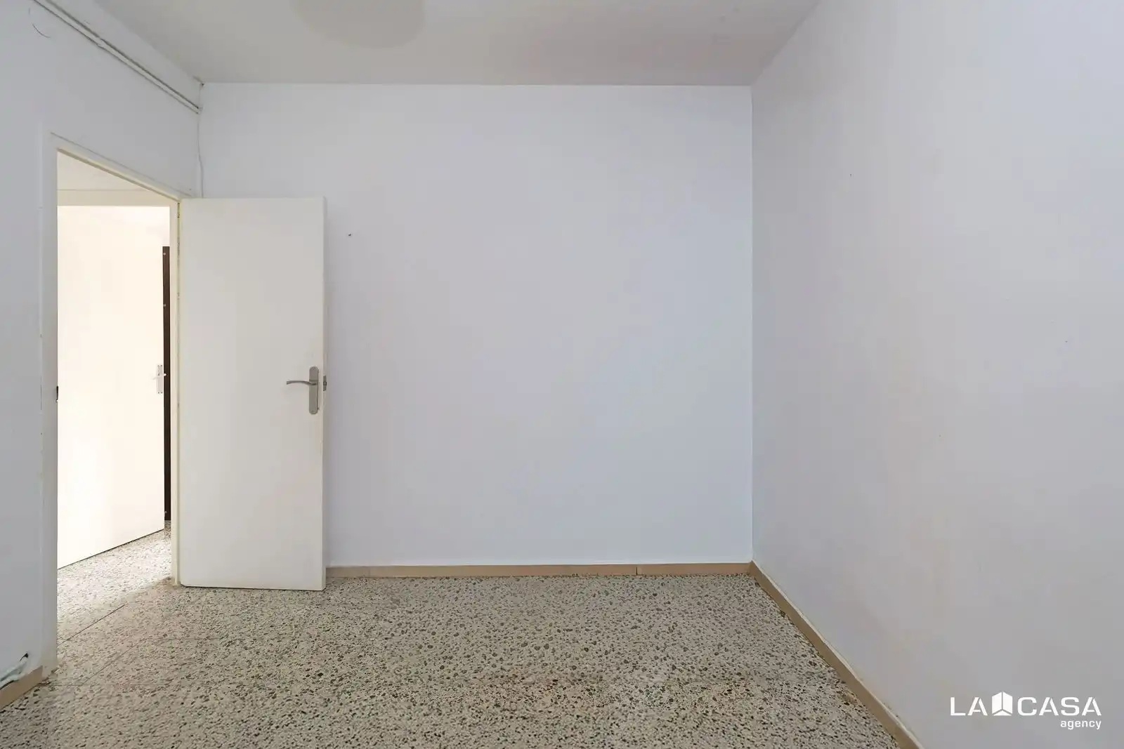 Flat for sale in Esplugues de Llobregat  with Furnished and Balcony