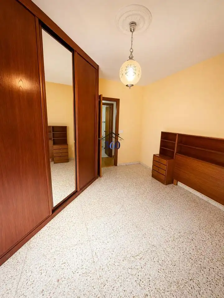 Habitación de Piso en venta en Cáceres con Aire acondicionado, Terraza y Amueblado
