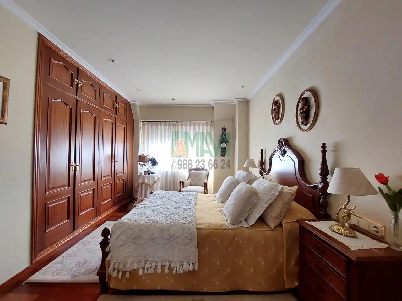 Habitación de Casa adosada en venta en Ourense Capital  con Calefacción