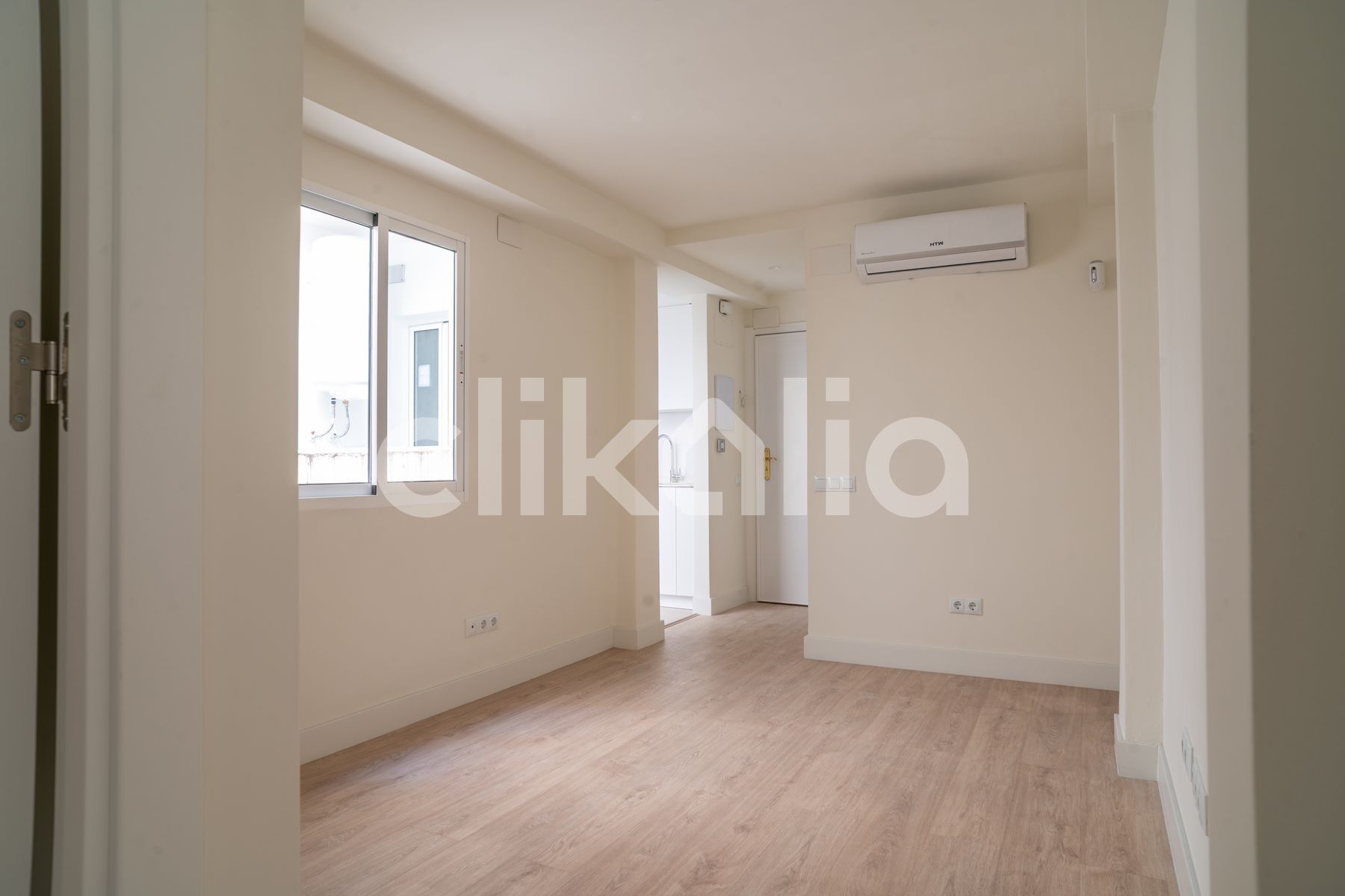Bedroom of Flat for sale in Málaga Capital  with Air Conditioner