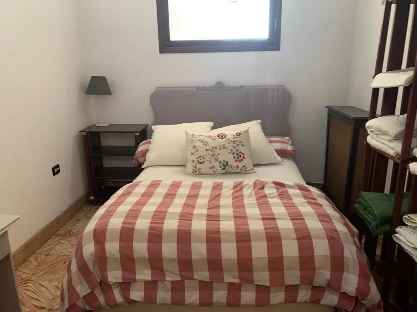 Wohnung zur Miete in Rúa Carlos III, Esteiro