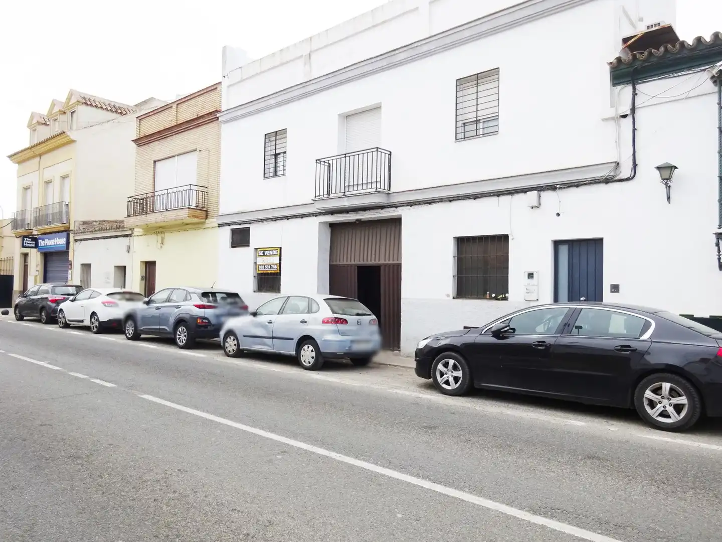 Vista exterior de Local en venta en Sanlúcar la Mayor