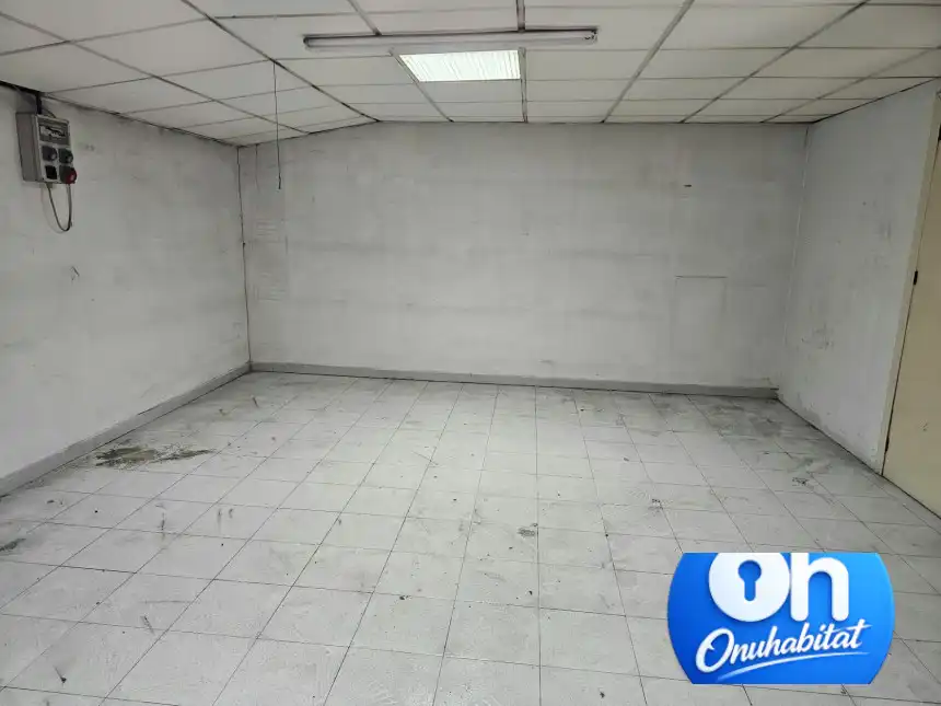 Industrial building for sale in Nuevo Parque - Los Rosales - Tráfico Pesado, imagen 2
