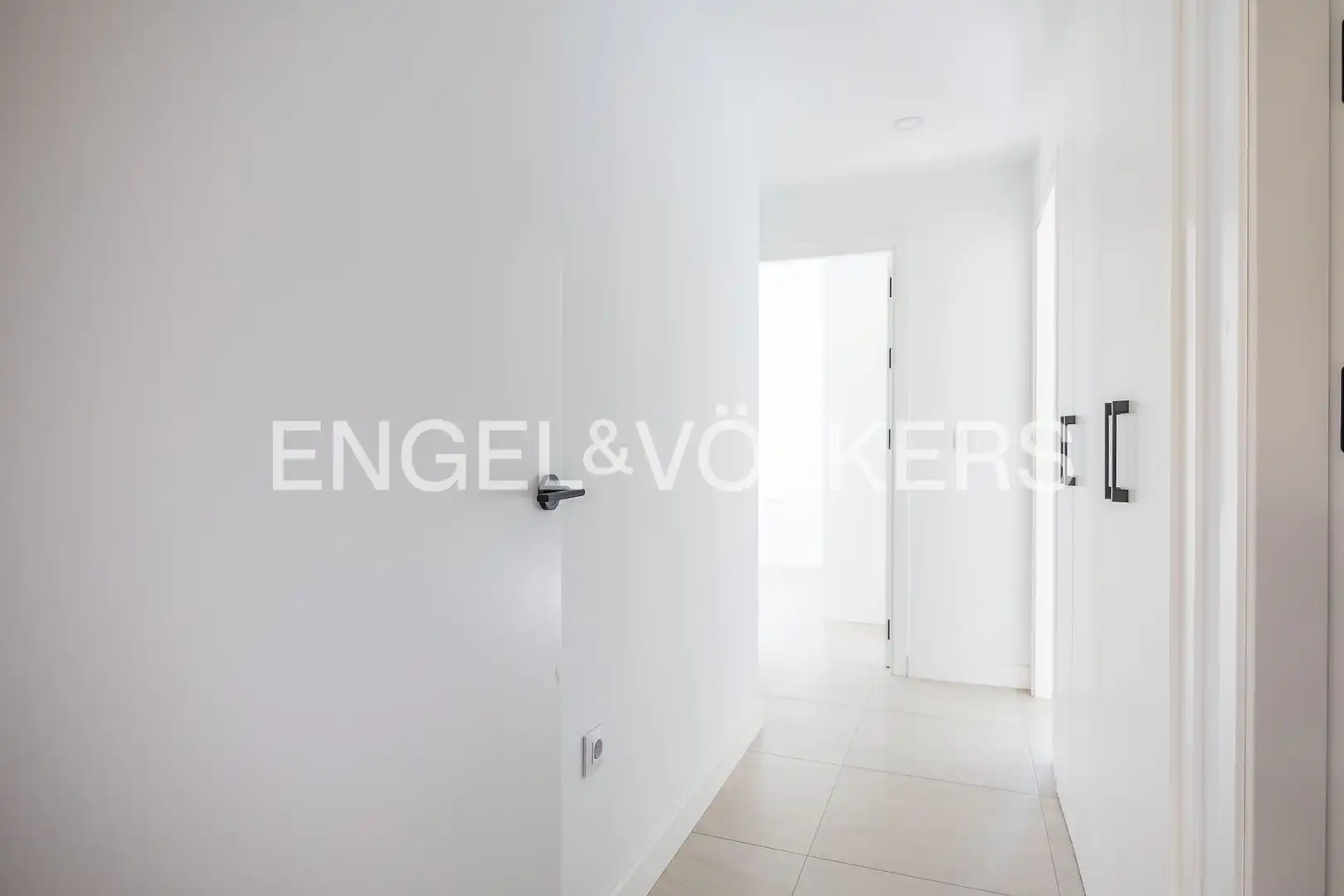 Piso en venta en Sevilla con Aire acondicionado, Calefacción y Piscina