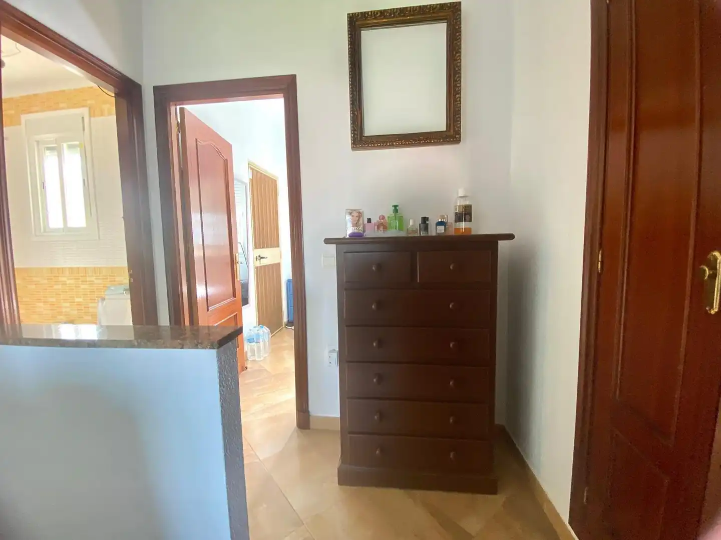 Habitación de Casa adosada en venta en Chipiona con Aire acondicionado, Jardín privado y Terraza