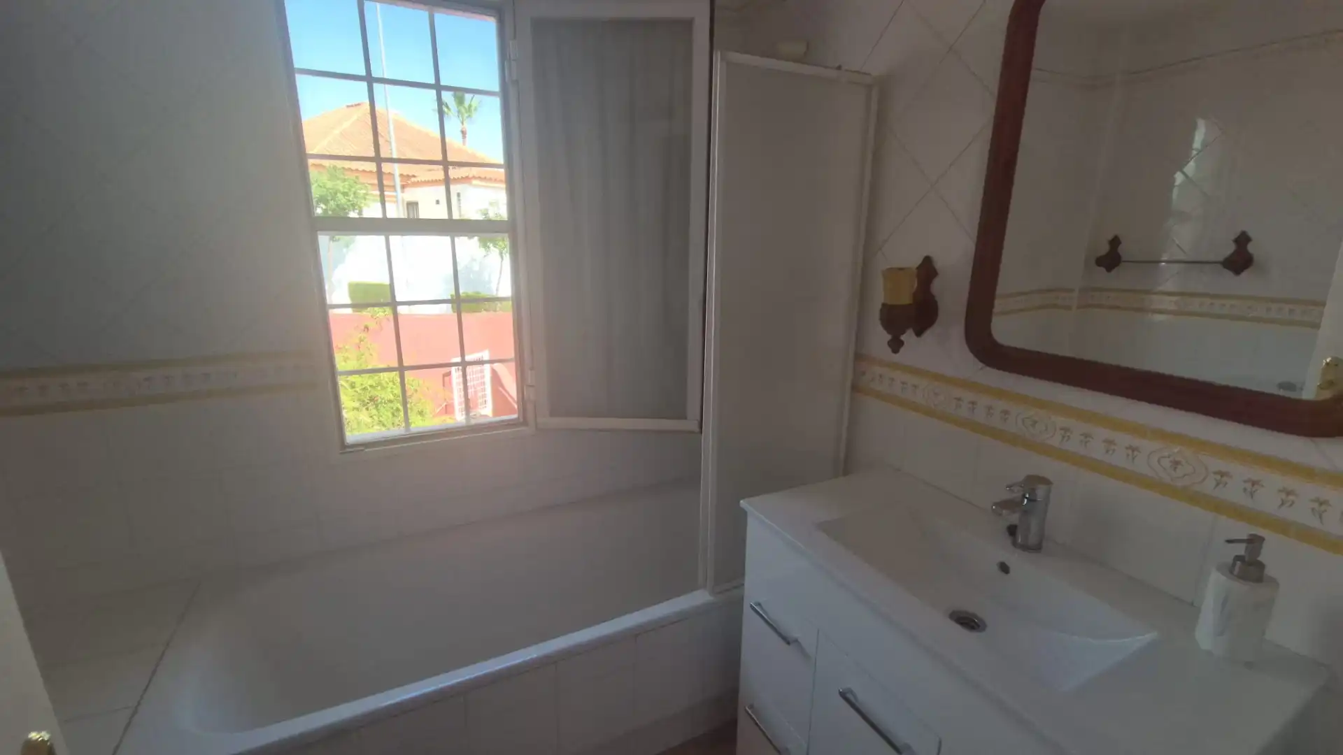 Baño de Casa o chalet en venta en Molina de Segura con Aire acondicionado, Calefacción y Jardín privado