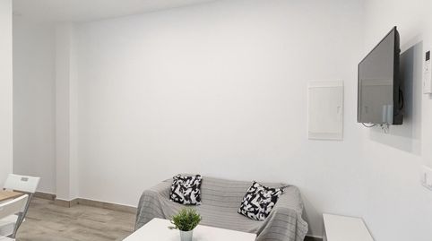 Foto 3 de Apartament de lloguer a La Buhaira, Sevilla Capital