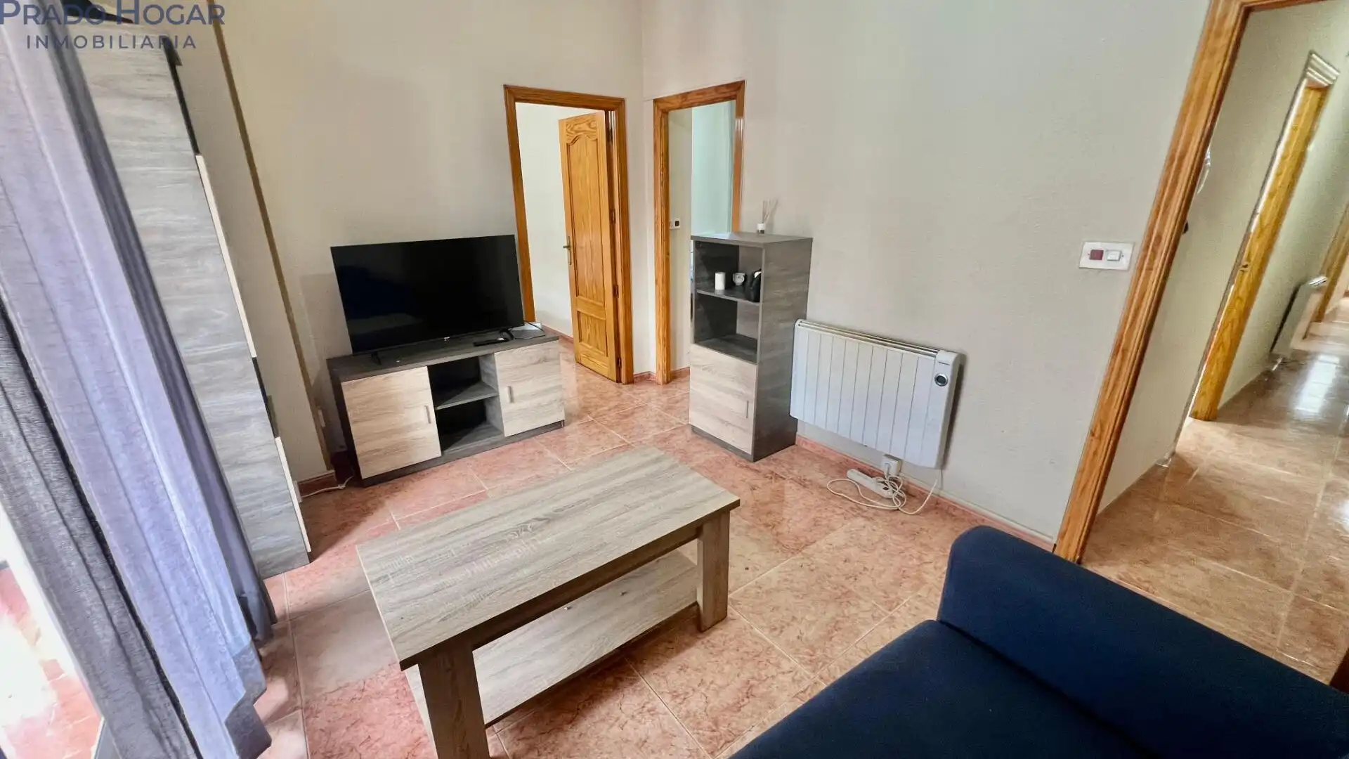 Living room of Flat for sale in Talavera de la Reina  with Air Conditioner, Furnished and Balcony