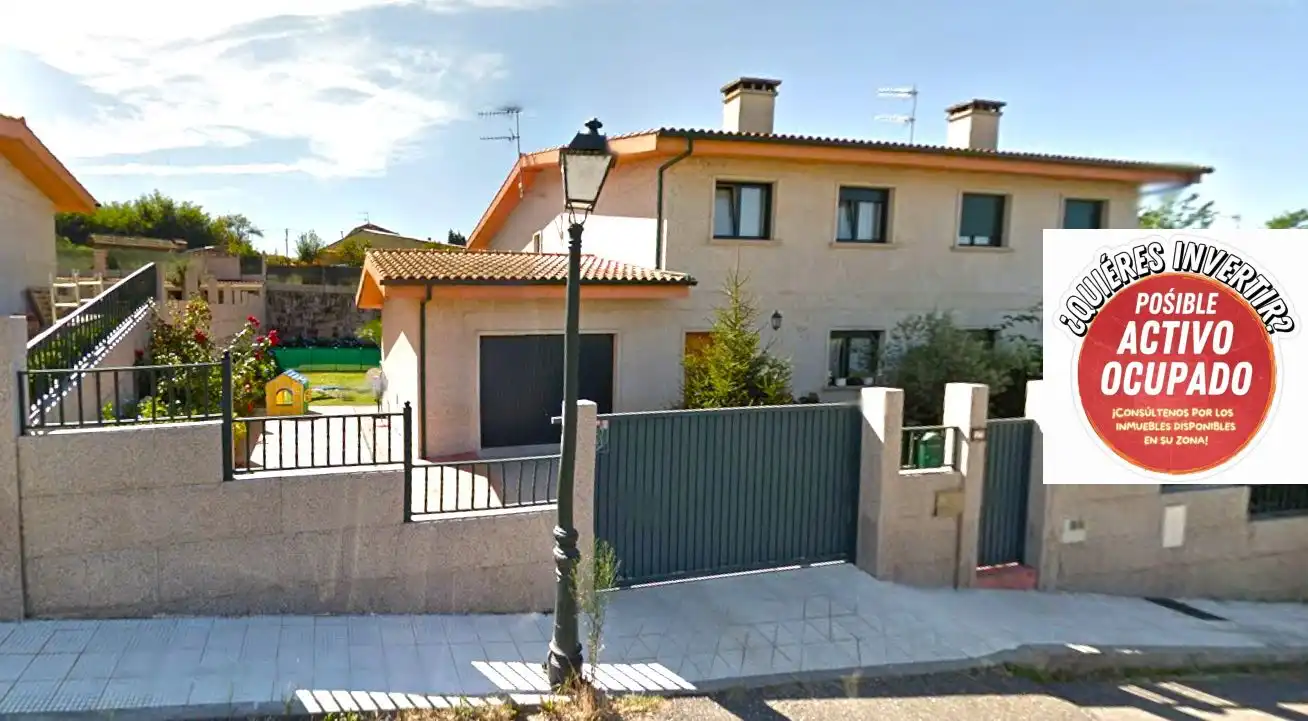 Casa rústica en venda a Ponteareas