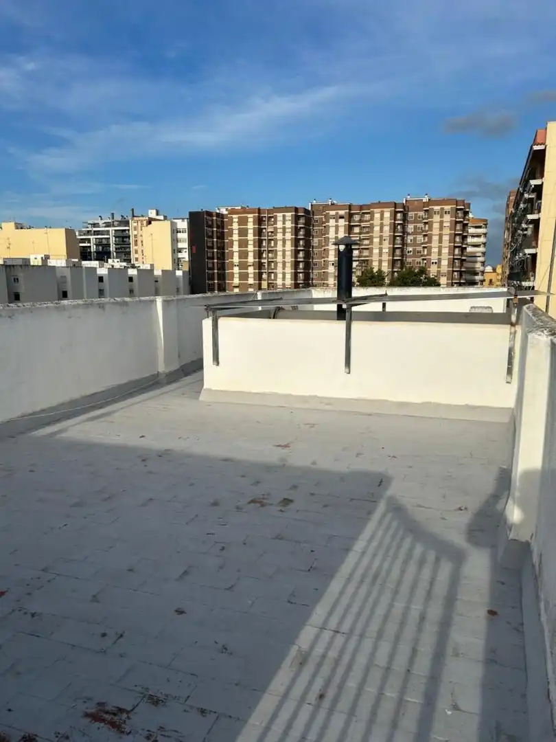 Penthouse with terrace for sale in Casco Urbano, imagen 10