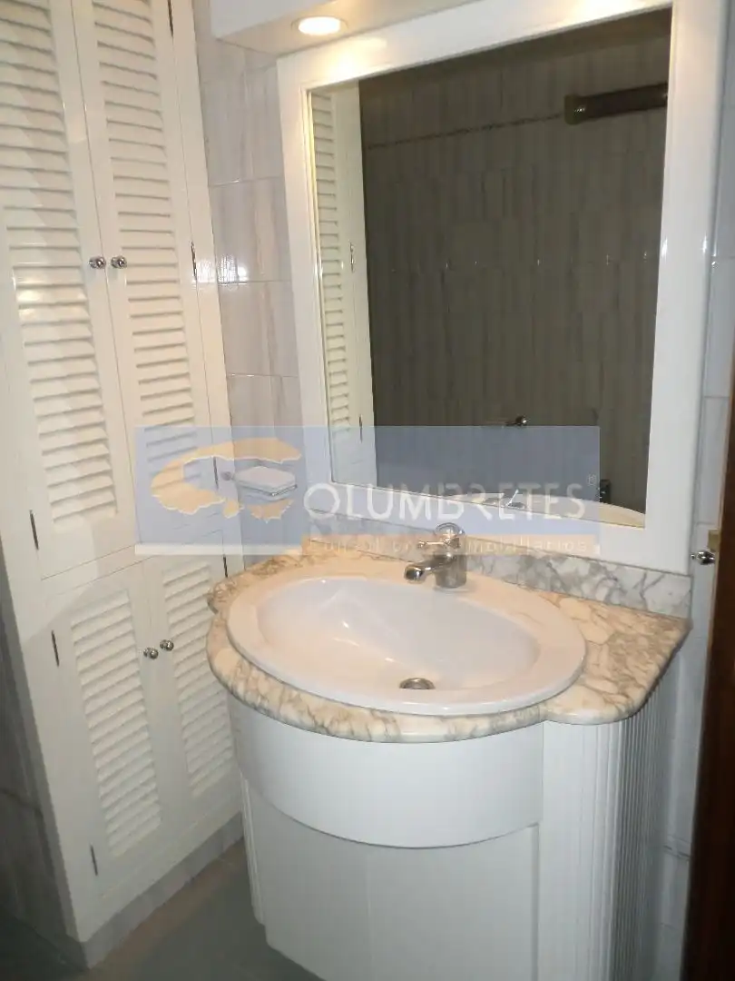 Baño de Piso en venta en Vila-real con Aire acondicionado, Calefacción y Trastero