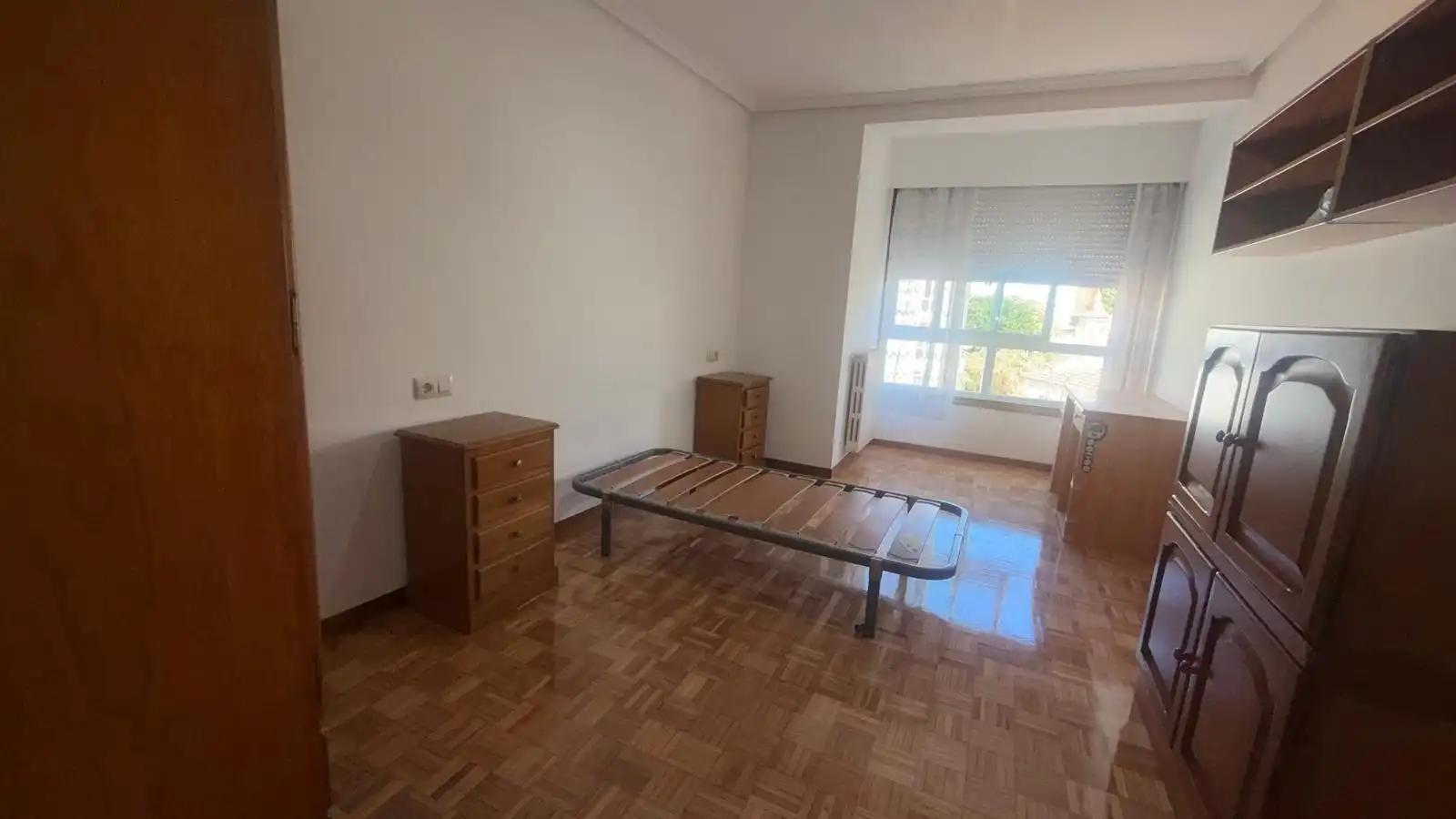 Schlafzimmer von Wohnung zur Miete in Ourense Capital  mit Heizung