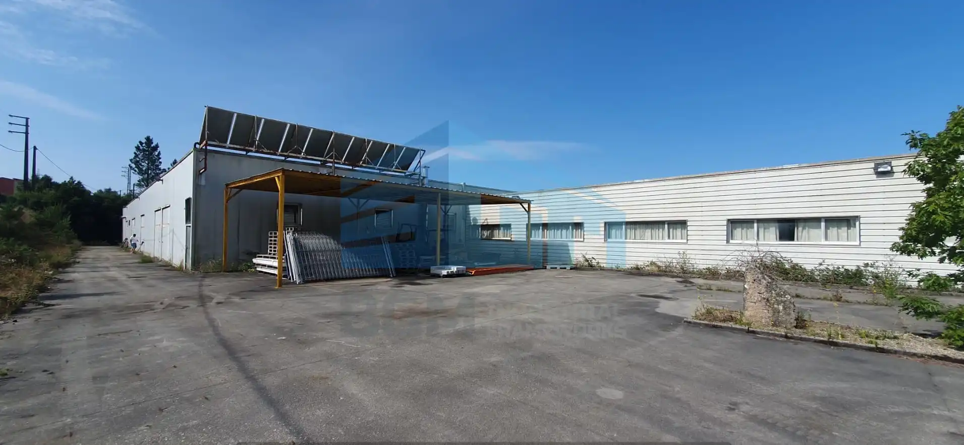 Vista exterior de Nave industrial en venta en As Pontes de García Rodríguez 