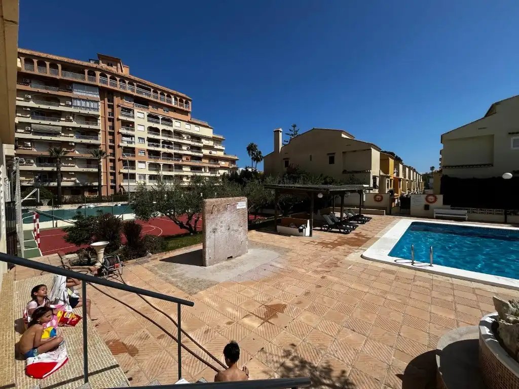 Piscina de Piso en venta en Gandia