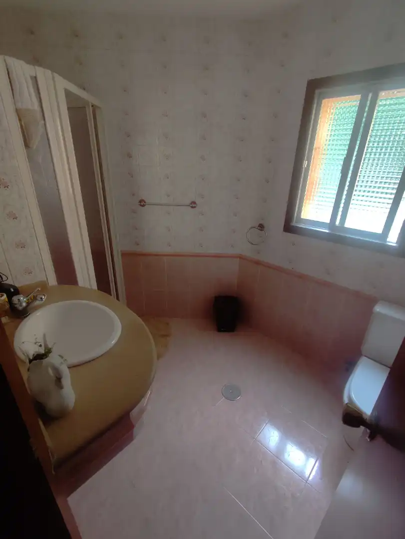 Bathroom of Detached homes for rent in Oleiros  with Parquet flooring, Terrace and Furnished
