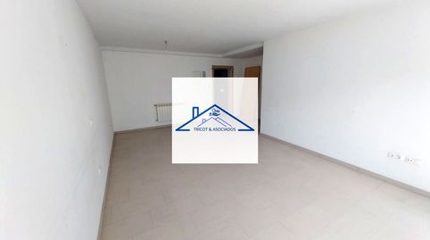 Foto 5 de Piso en venta en Teniente Dimitri, Las Ventas de Retamosa, Toledo