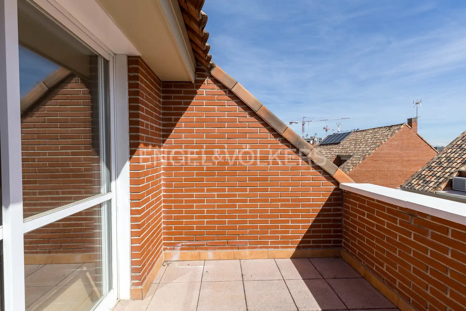 Terrassa de Casa o xalet de lloguer en Madrid amb Aire condicionat, Calefacció i Jardí privat