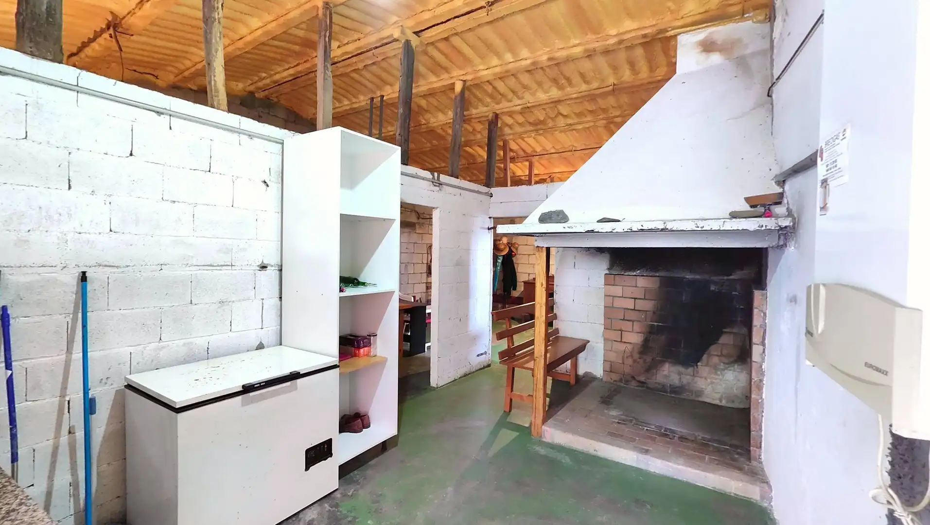Casa o chalet en venta en Oroso con Calefacción, Jardín privado y Amueblado