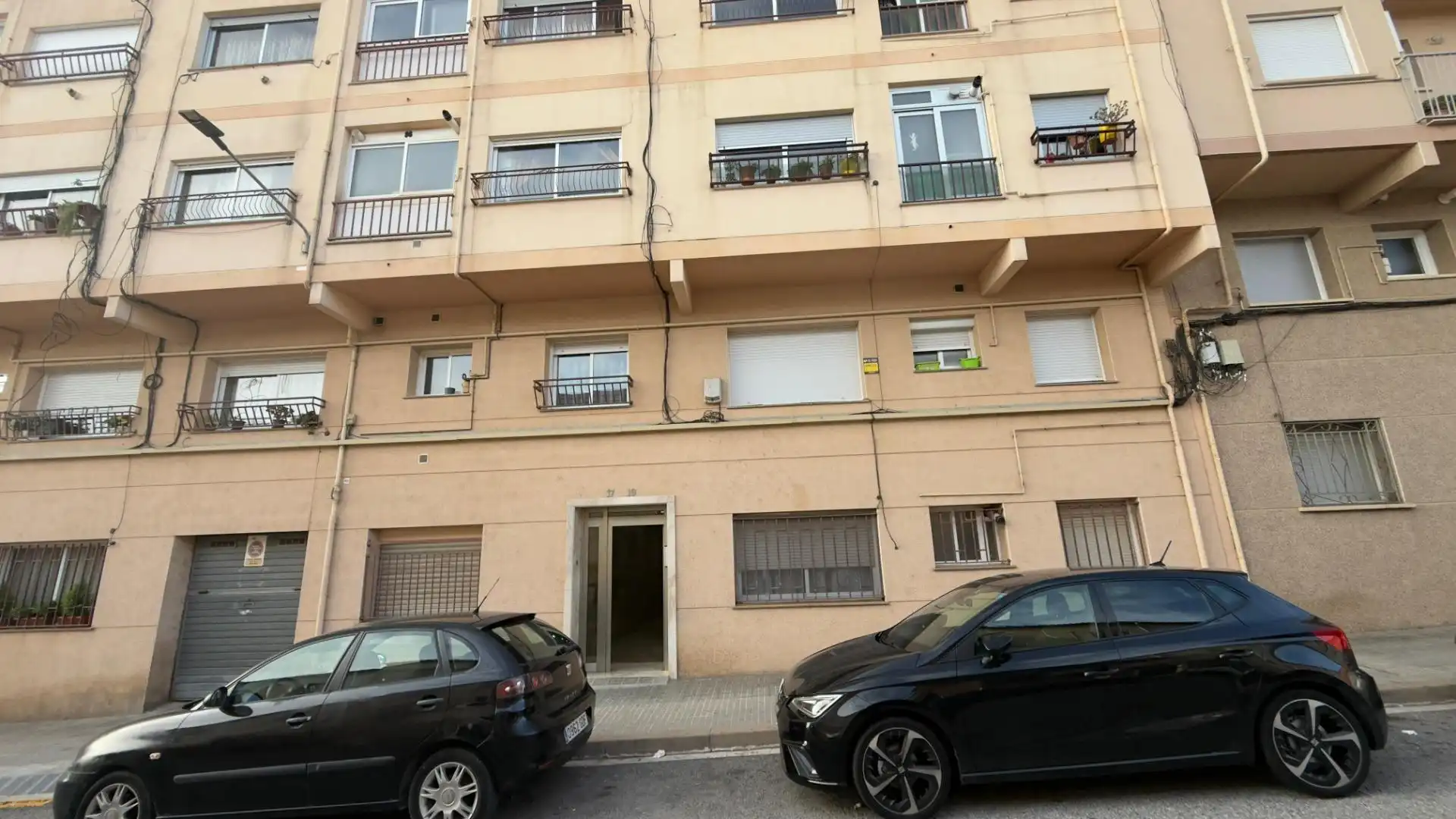 Vista exterior de Àtic en venda en Terrassa amb Terrassa