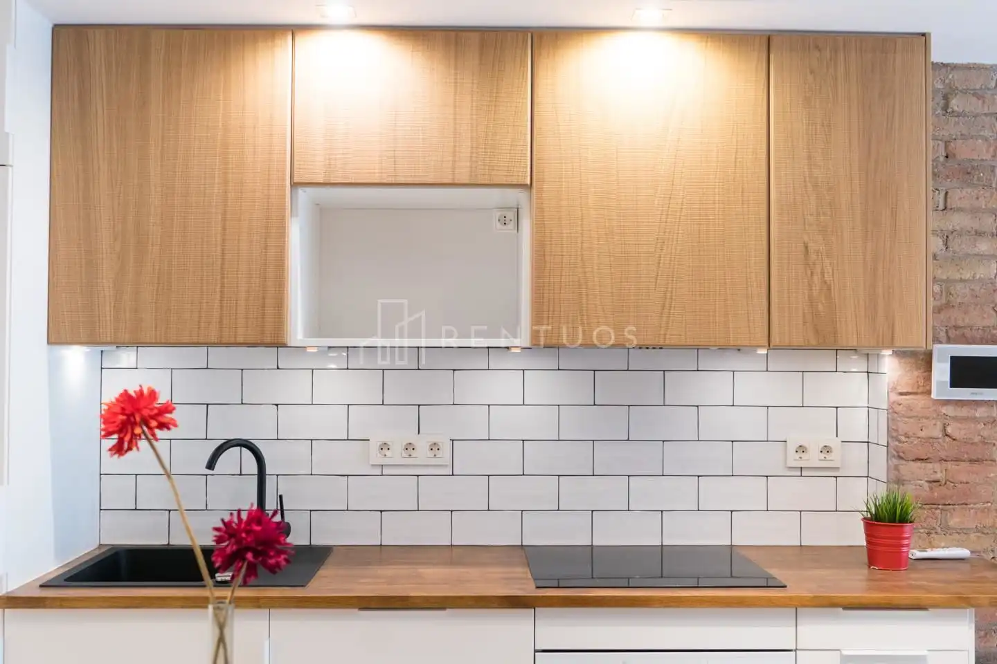 Cocina de Dúplex de alquiler en Barcelona con Aire acondicionado, Terraza y Amueblado