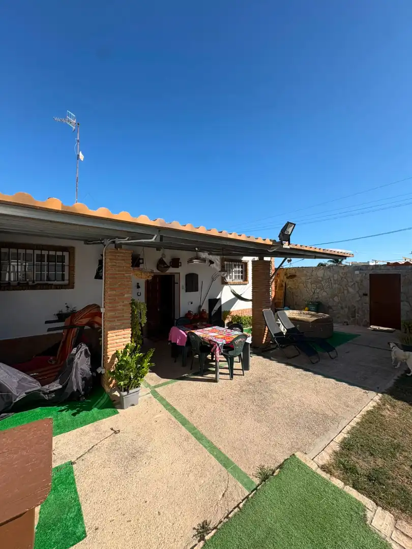 Jardí de Casa o xalet en venda en Sanlúcar de Barrameda amb Jardí privat, Piscina i Moblat