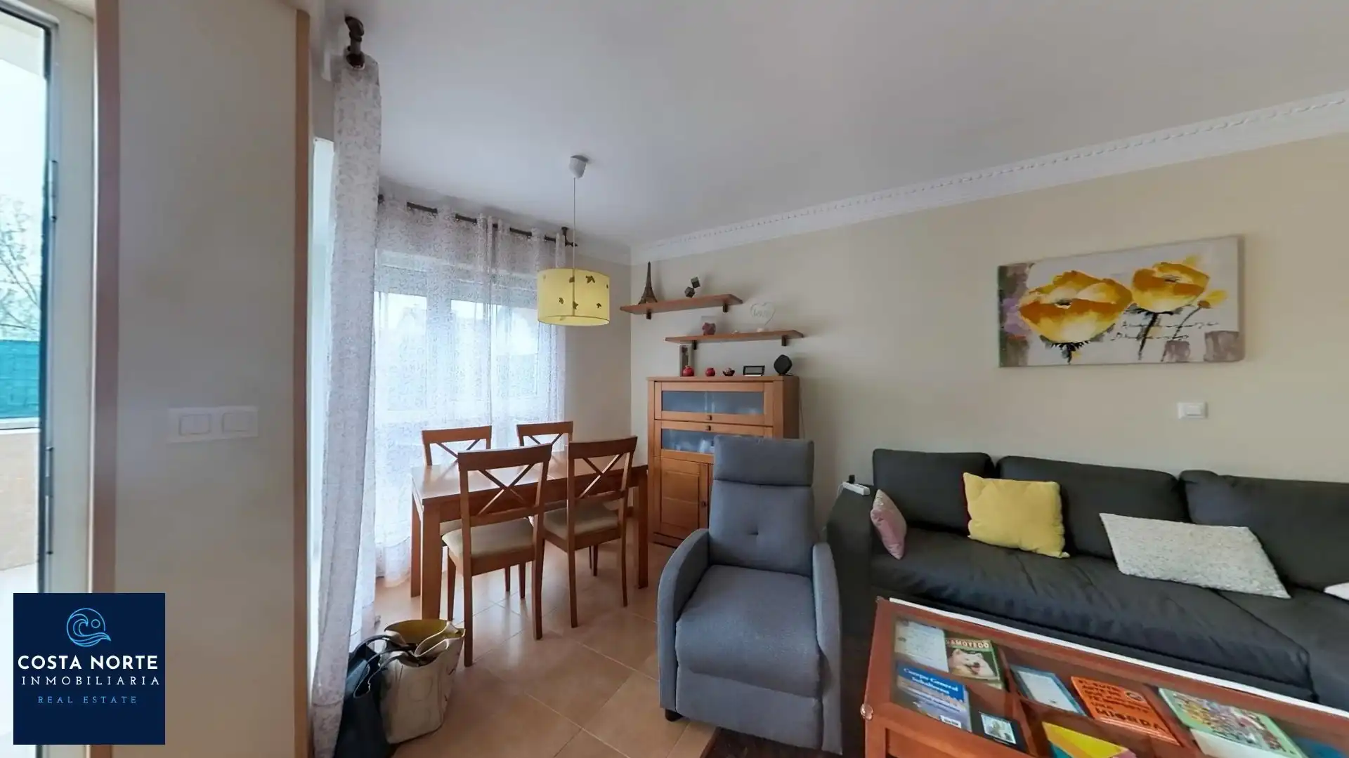 Sala de estar de Casa adosada en venta en Piélagos con Calefacción, Jardín privado y Terraza