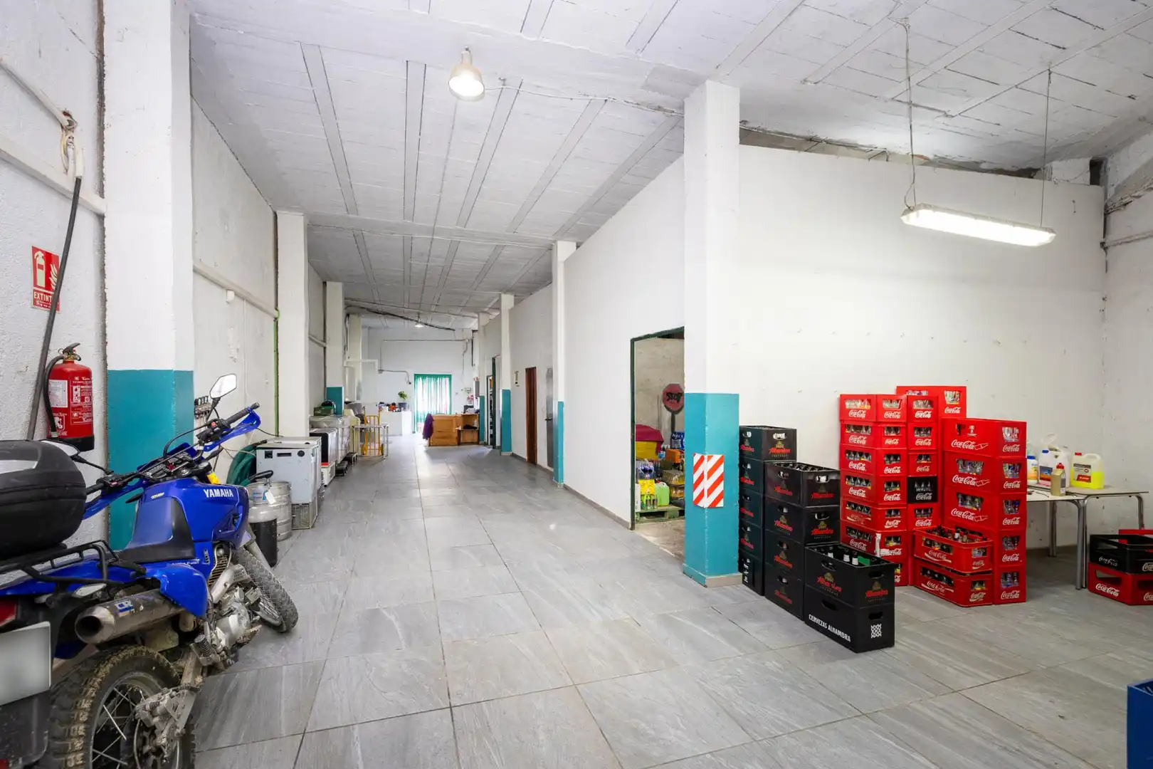 Local en venta en Huélago
