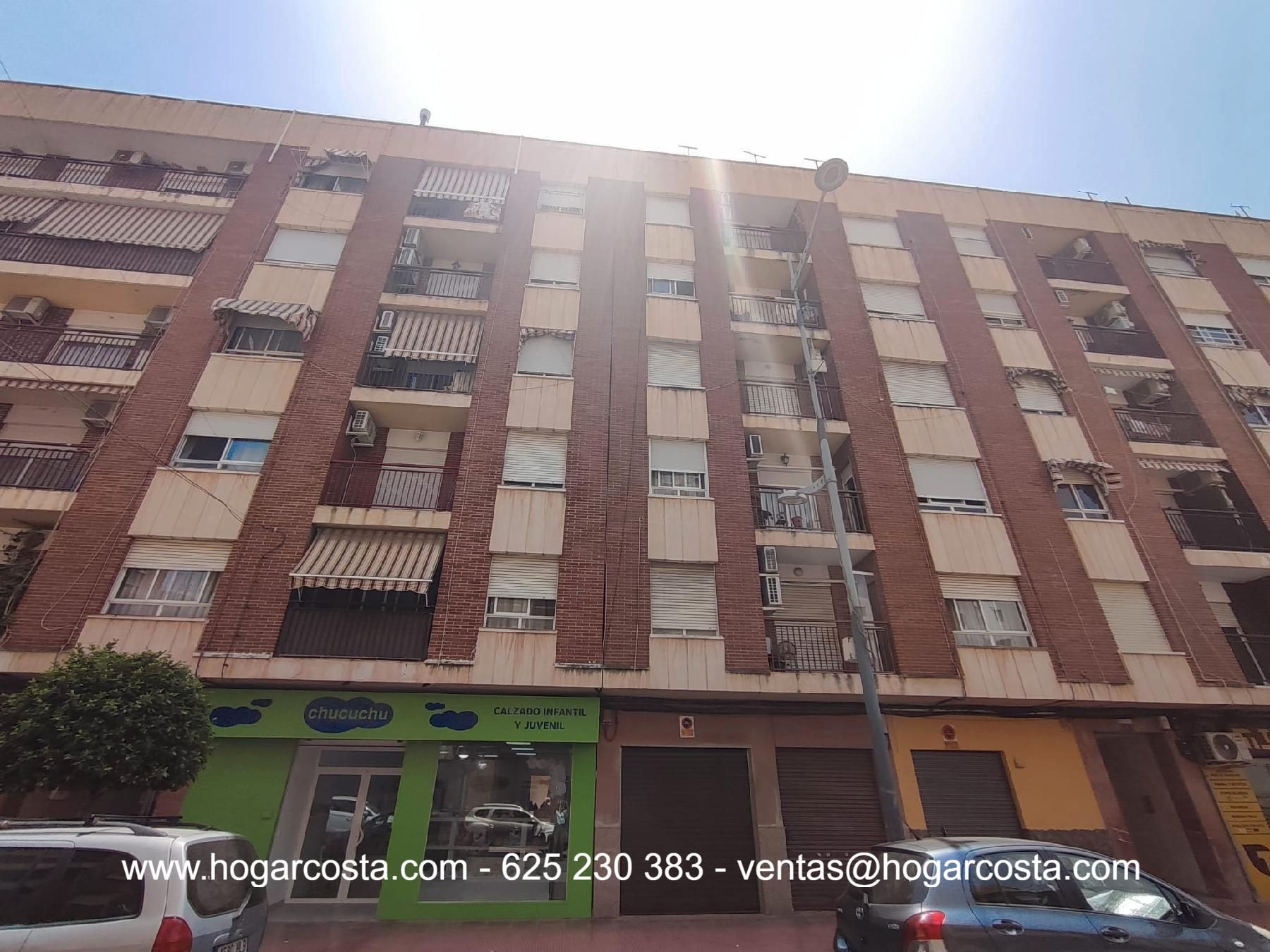 Flat for sale in Calle Rambla Baja, 58