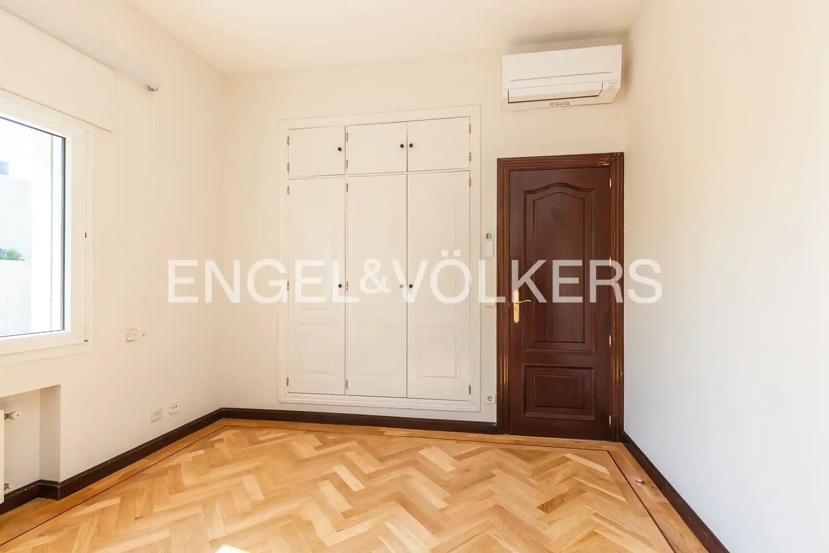 Houses for rent in Madrid  with Air Conditioner, Heating and Private garden