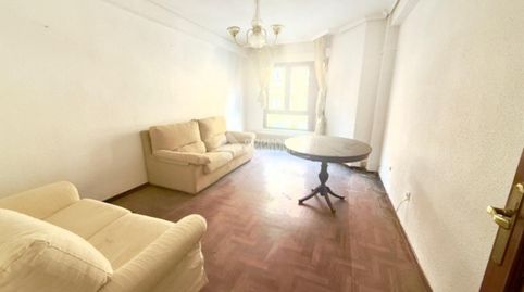 Foto 2 de Piso en venta en Delicias, Valladolid Capital
