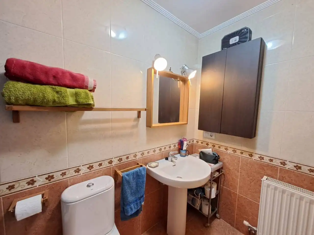 Bathroom of Attic for sale in Burgos  with Heating, Parquet flooring and Storage room