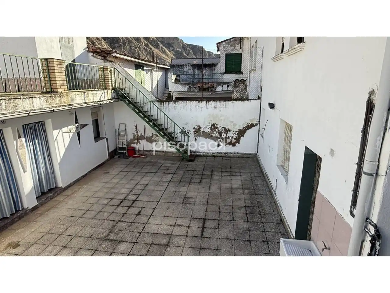 Vista exterior de Casa o chalet en venta en Azagra con Calefacción