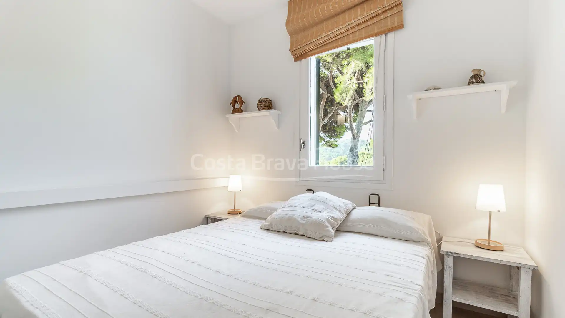 Schlafzimmer von Einfamilien-Reihenhaus zum Verkauf in Palafrugell mit Klimaanlage, Heizung und Privatgarten