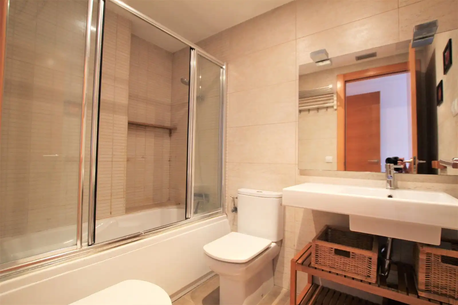 Baño de Piso en venta en El Vendrell con Aire acondicionado, Calefacción y Terraza