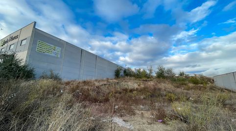SOLAR INDUSTRIAL DE 1275 METROS EN CABRA, immagine 3