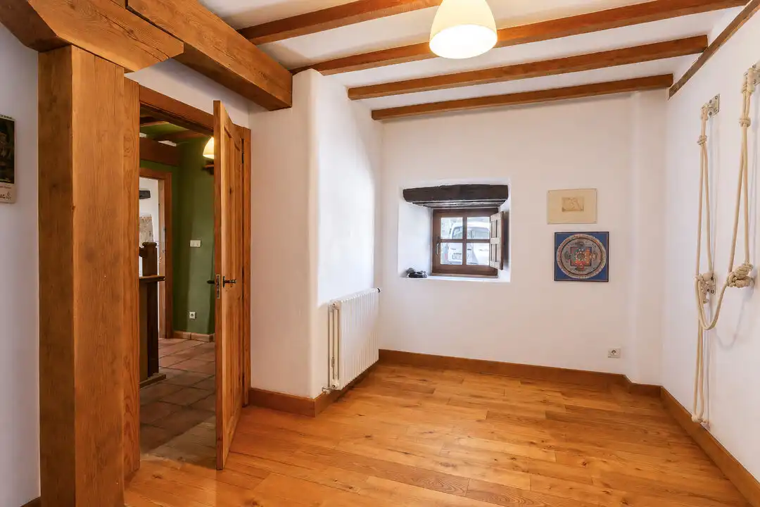 Casa o chalet en venta en Ayala / Aiara con Aire acondicionado, Calefacción y Jardín privado