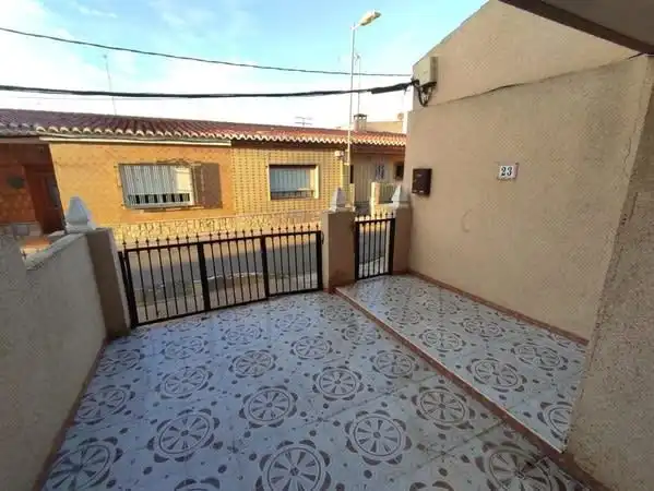 Vista exterior de Dúplex en venta en Cartagena