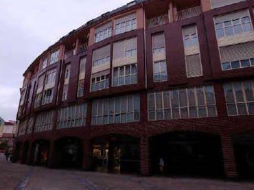 Local comercial en venda a Pz Piqué y Varela
