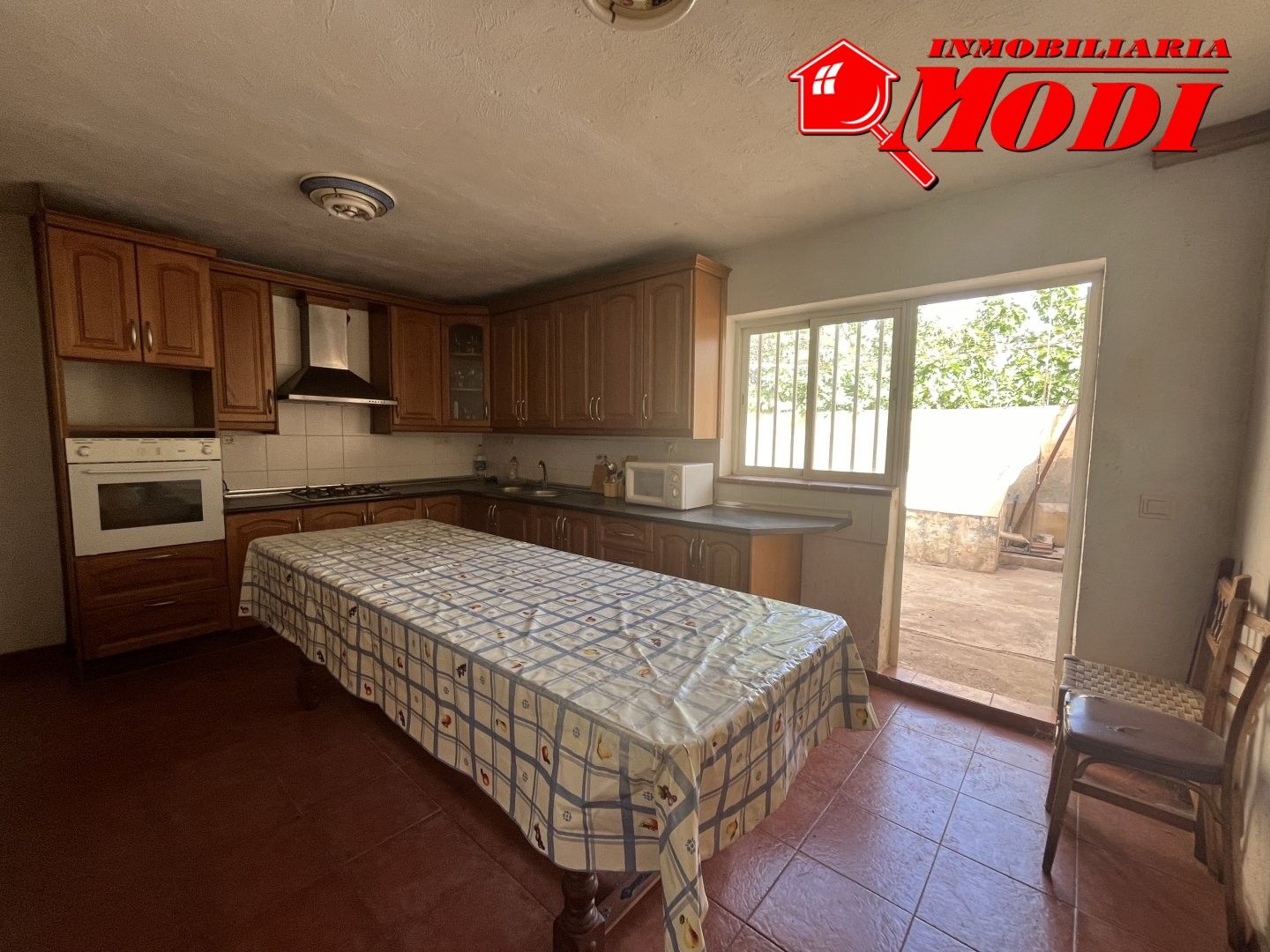Cuina de Casa o xalet en venda en Villamena amb Terrassa