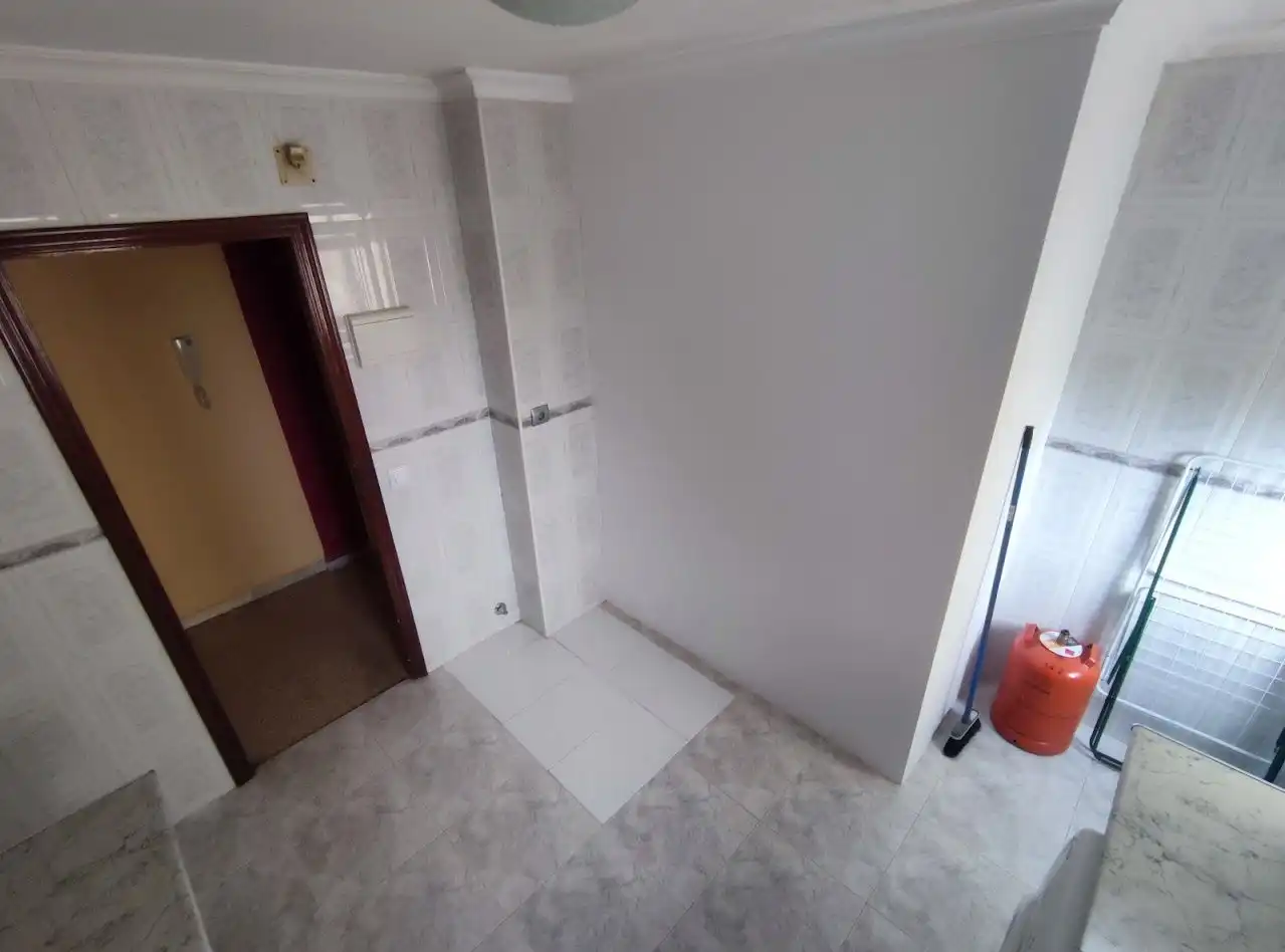 Bathroom of Flat for sale in Sevilla  with Air Conditioner and Storage room