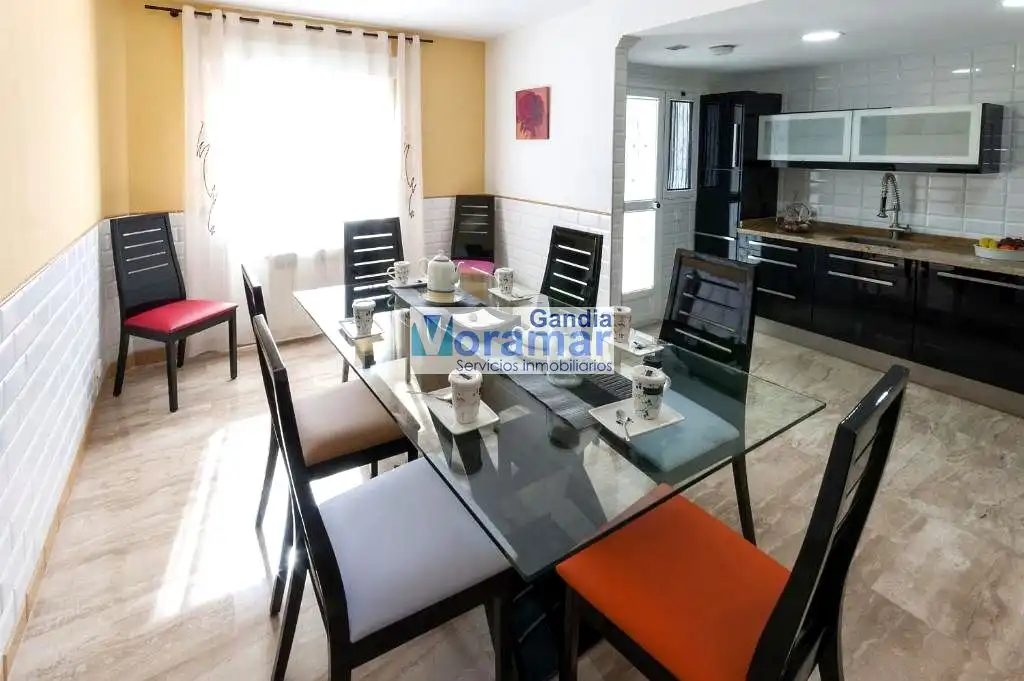 Esszimmer von Maisonette zur Miete in Gandia mit Klimaanlage, Heizung und Terrasse