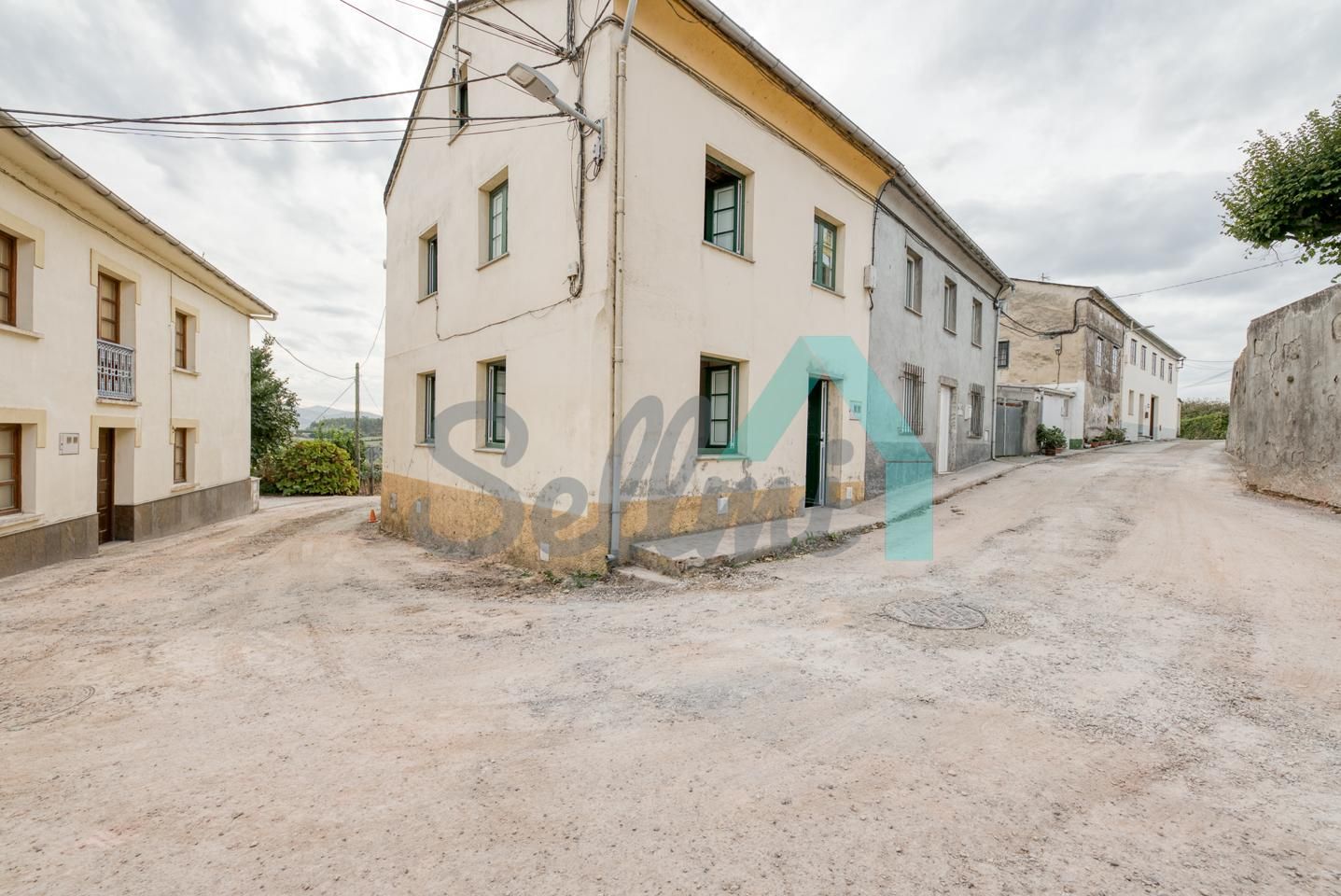 Vista exterior de Casa adosada en venta en Castropol