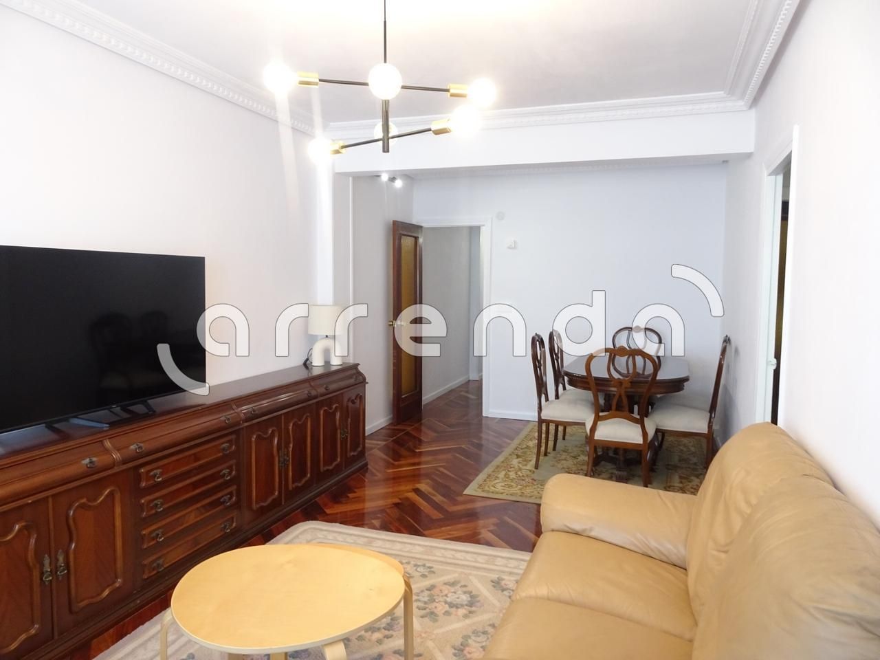 Living room of Flat to rent in Santander  with Heating, Parquet flooring and Furnished