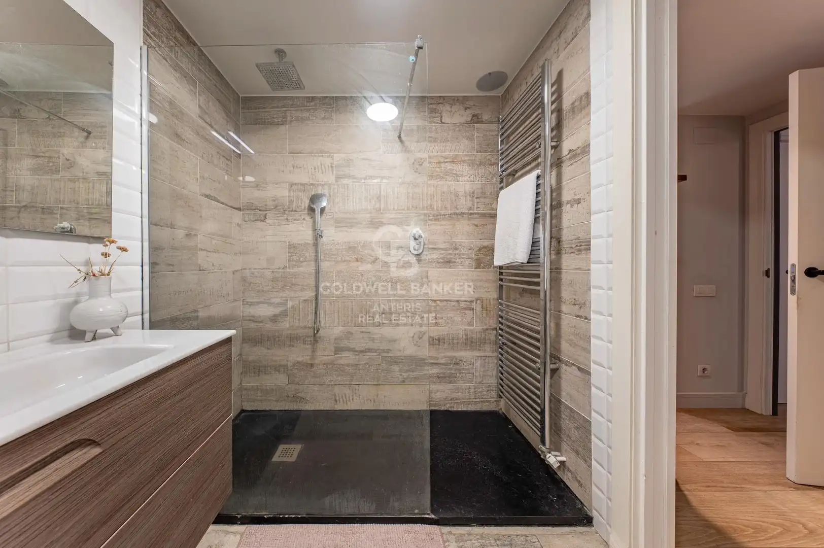 Bathroom of Attic for sale in Badalona  with Air Conditioner, Heating and Terrace