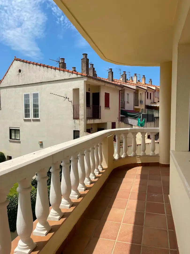 Terrassa de Casa o xalet en venda en Plasencia amb Aire condicionat, Calefacció i Jardí privat